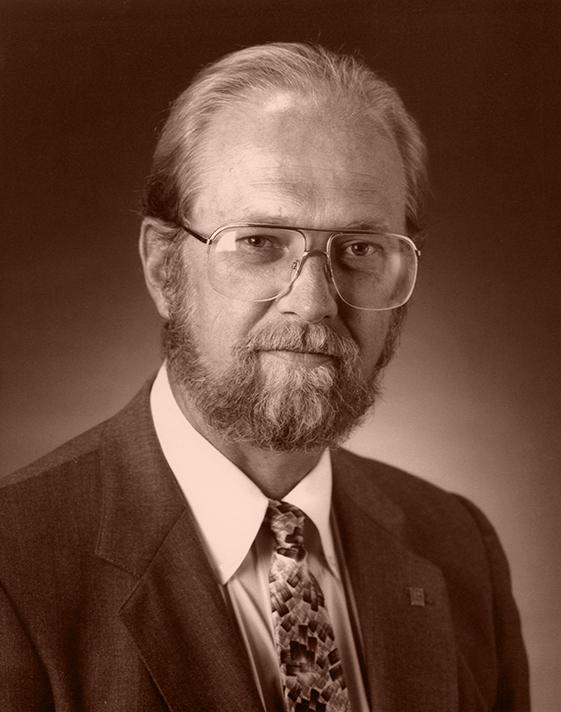 Richard Clemmer serves as President